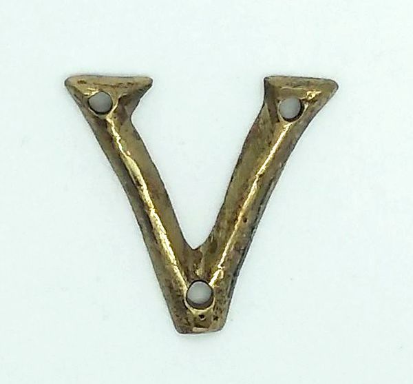 KIRKPATRICK B1976/V B1976/V Letter 1.3/4 'v' Antique Brass
