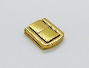 Case Catch 25x32mm Brass Effect (EACH)