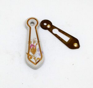 HEATHERLEY Escutcheons Chintz Rose White (PAIR)