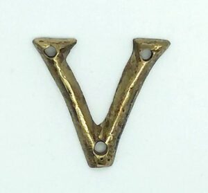 KIRKPATRICK B1976/V +B1976/V Letter 1.3/4 'v' Antique Brass (EACH)