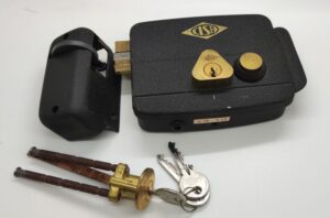 CISA Cisa Elec Rim Latch Pushbutton & Cyl LH Bk (EACH)